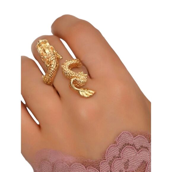 NIB Men's Fashion Alloy Gold Plated Dragon Ring Vintage Metal Geometric Opening - Picture 6 of 6